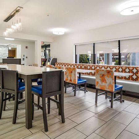 Quality Inn Jacksonville Near Camp Lejeune מראה חיצוני תמונה