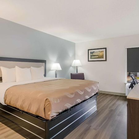 Quality Inn Jacksonville Near Camp Lejeune מראה חיצוני תמונה