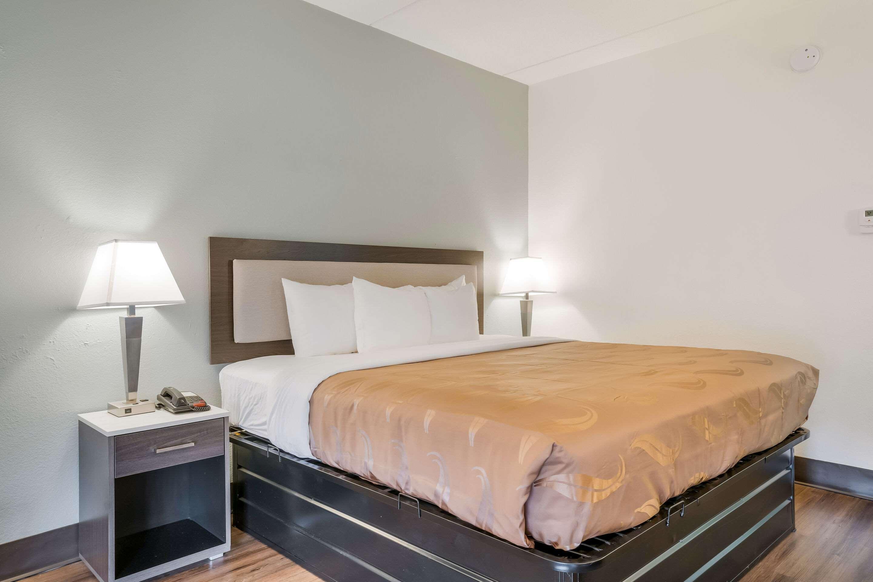 Quality Inn Jacksonville Near Camp Lejeune מראה חיצוני תמונה