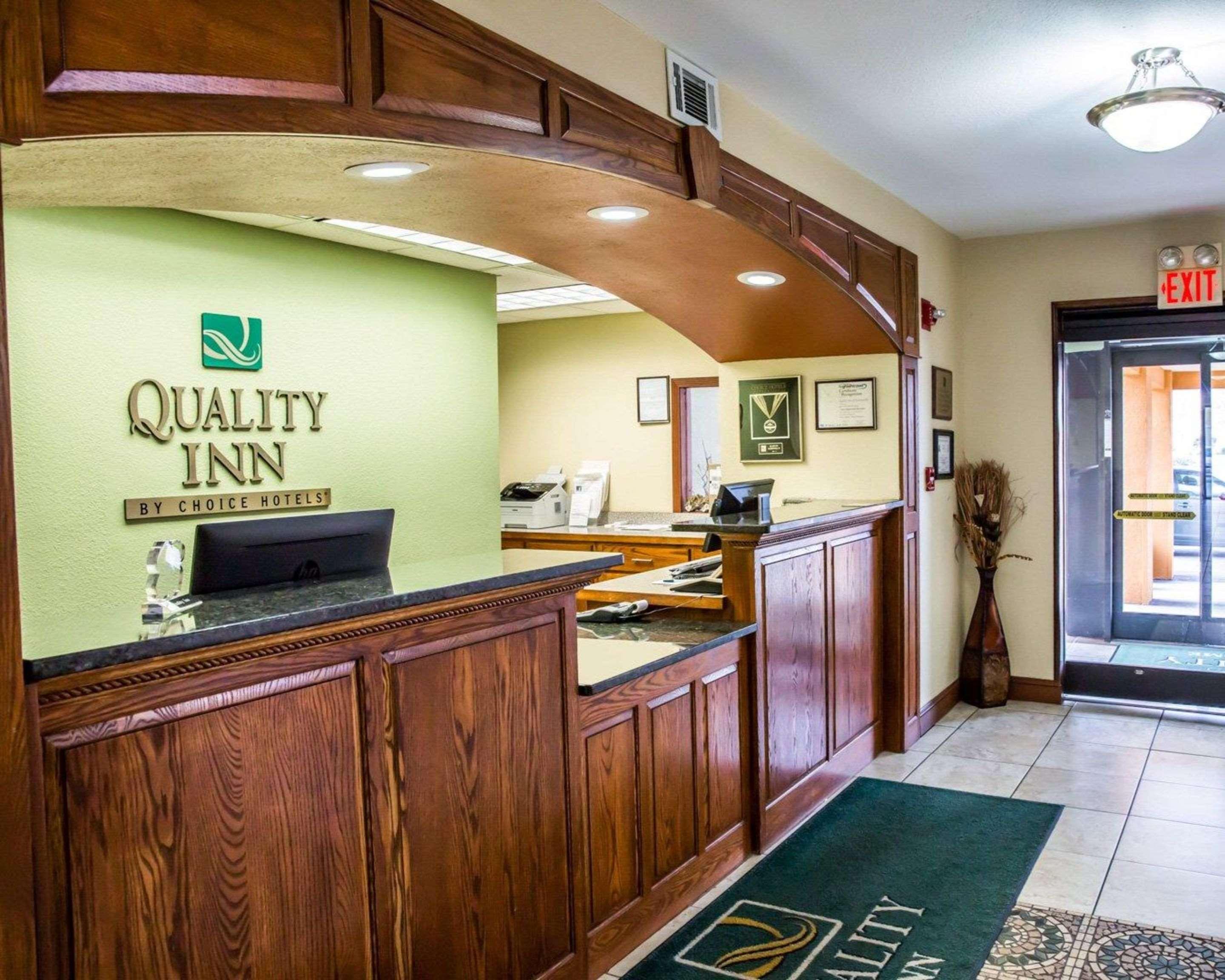 Quality Inn Jacksonville Near Camp Lejeune מראה חיצוני תמונה
