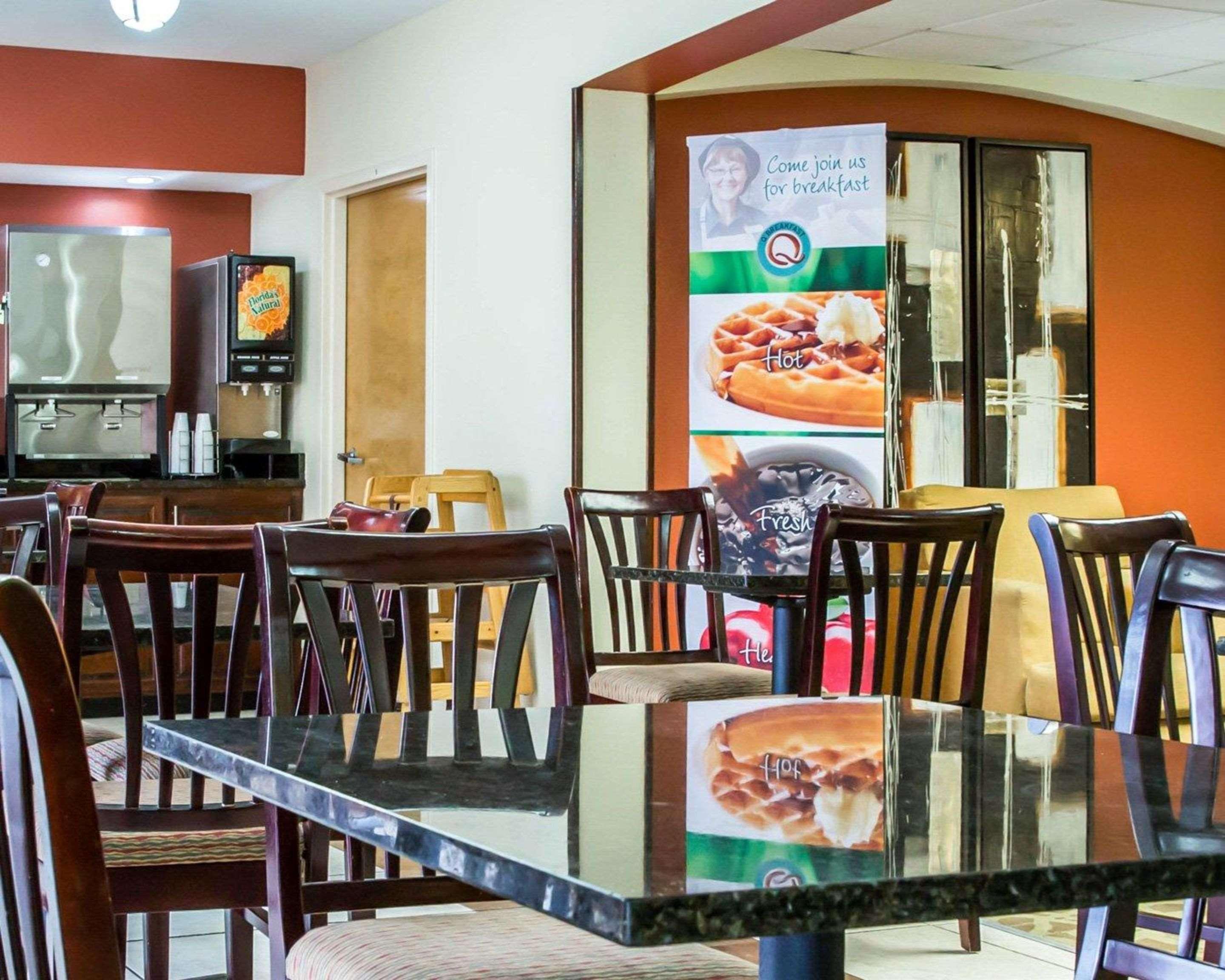 Quality Inn Jacksonville Near Camp Lejeune מראה חיצוני תמונה
