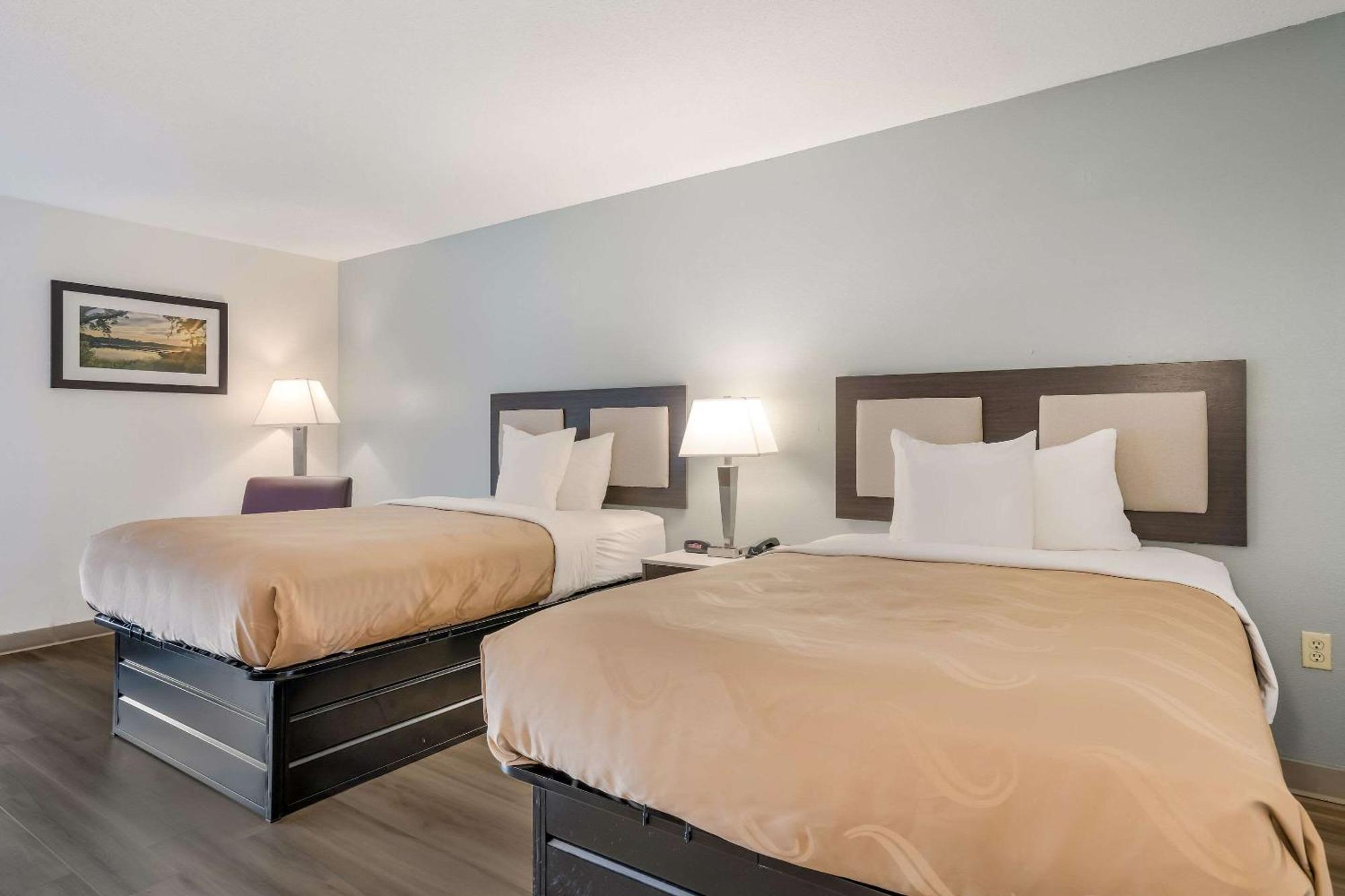 Quality Inn Jacksonville Near Camp Lejeune מראה חיצוני תמונה