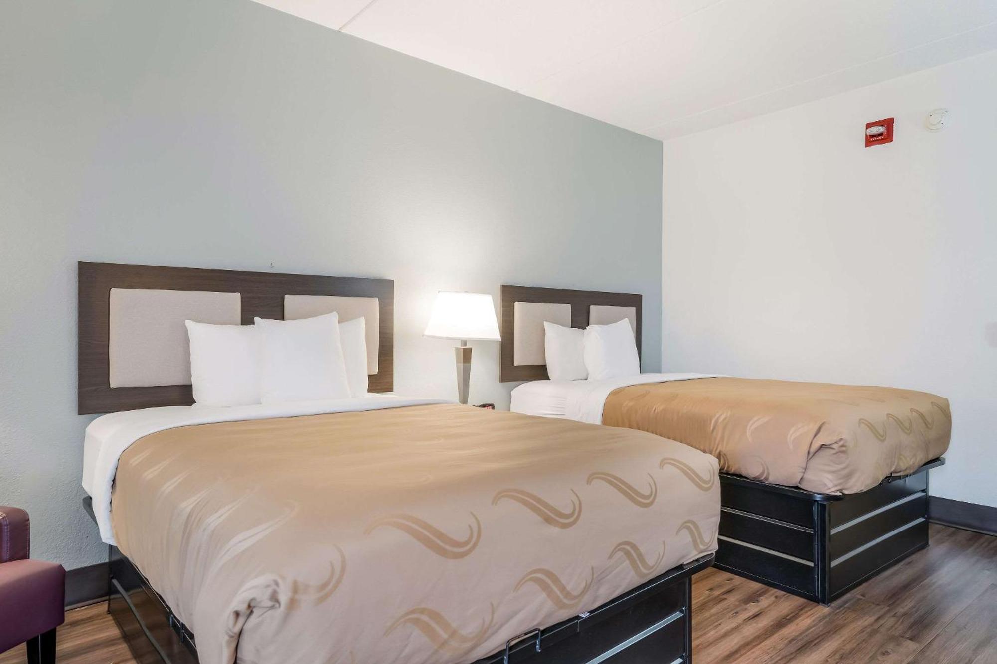 Quality Inn Jacksonville Near Camp Lejeune מראה חיצוני תמונה